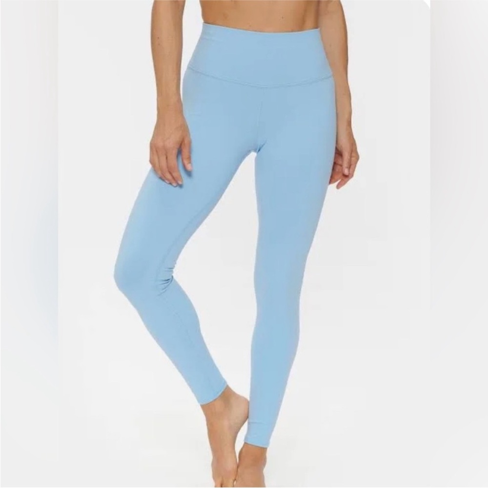 ALO Yoga Baby Blue Airbrush leggings size small